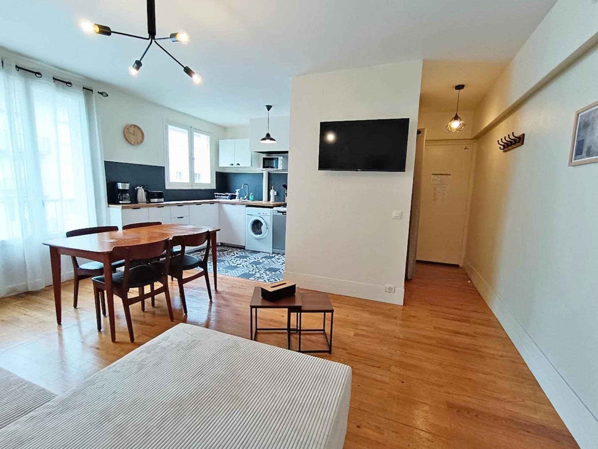 L'Appart Du Maupas, T3, Wifi, Parking Bagnères-de-Luchon Esterno foto